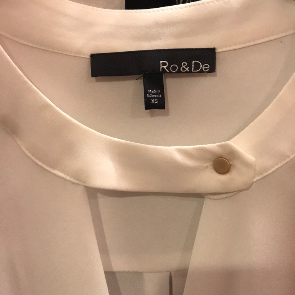 Top - Picture 2 of 2